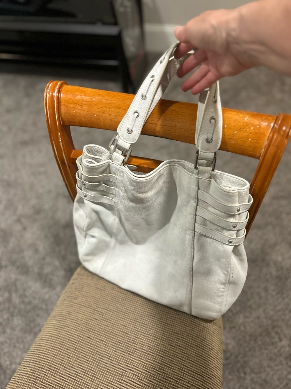 Kenneth Cole Off-White Leather Shoulder Bag with Silver Hardware